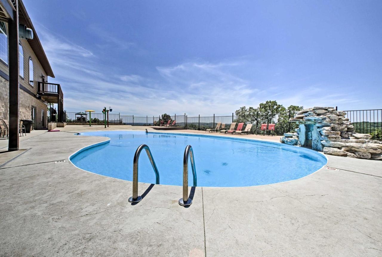 Luxe Branson Retreat With Mtn Views And Pool Access! Apartment Ngoại thất bức ảnh